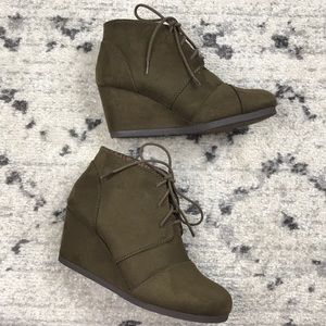 Unr8ed | Sandy Microsuede Wedge Ankle Booties